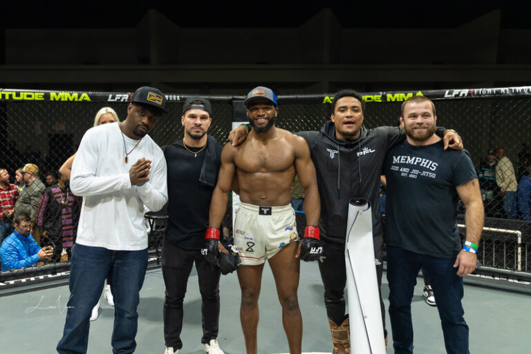 Touch this picture to access the whole gallery